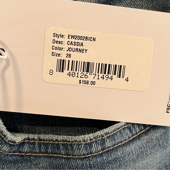 Anthropologie Edwin Cassia Mini Boot Cropped Jeans 28 - Picture 9 of 16